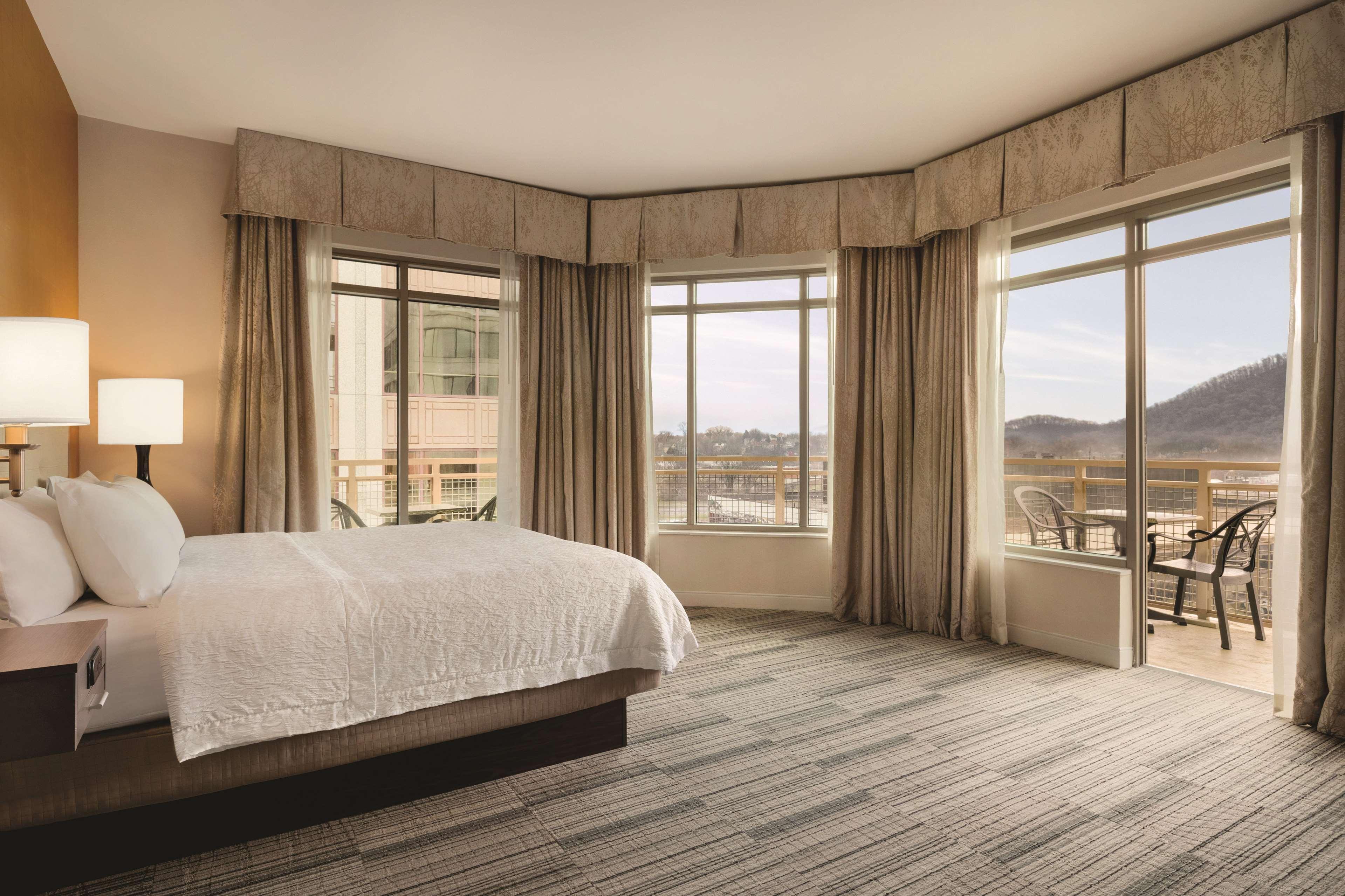 Hampton Inn & Suites - Roanoke-Downtown, Va Экстерьер фото