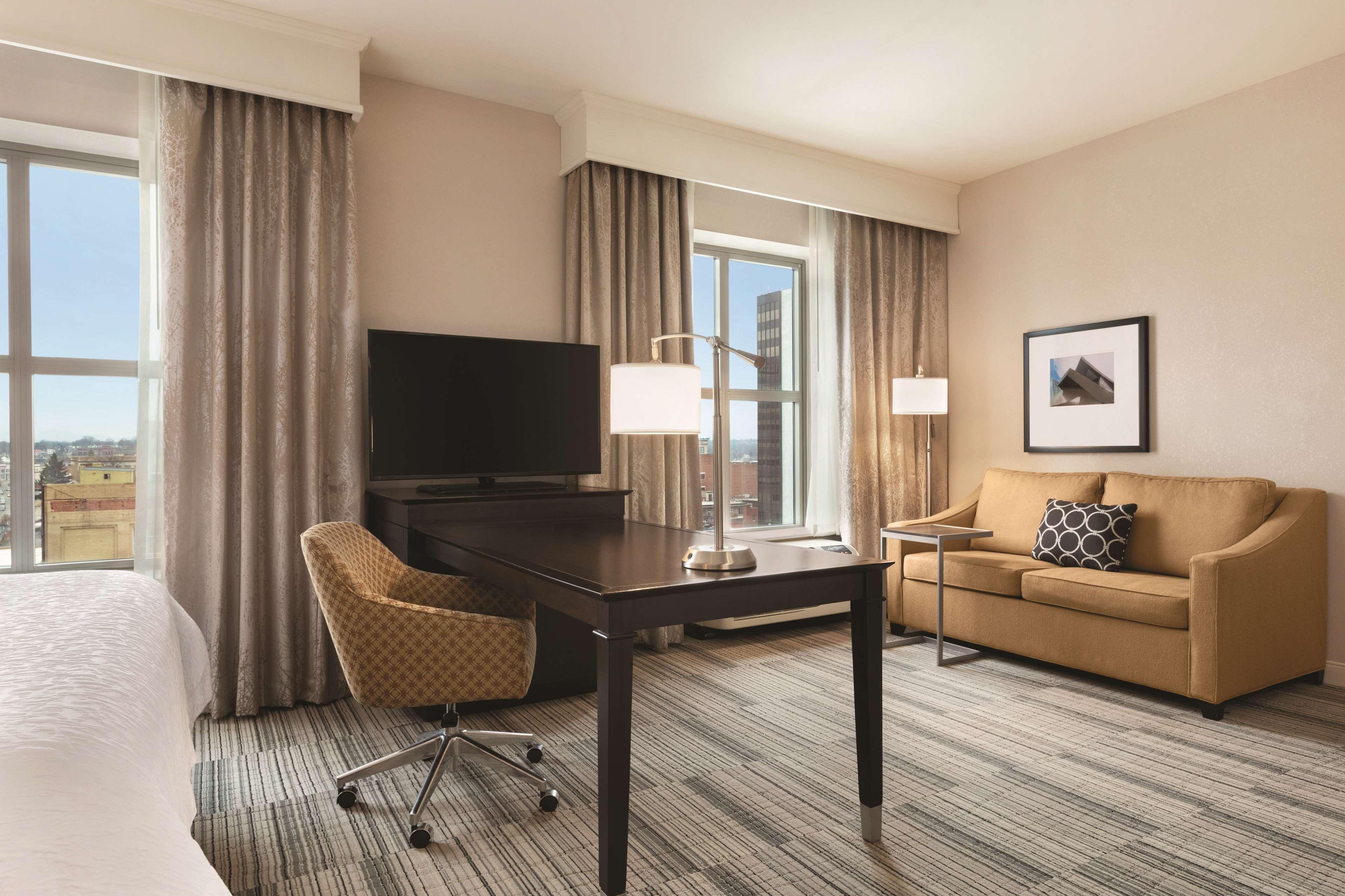 Hampton Inn & Suites - Roanoke-Downtown, Va Экстерьер фото